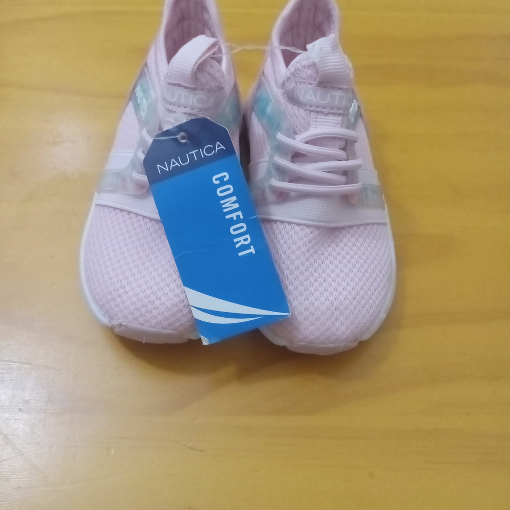 Nautica Pink Sneakers with Modern Knit Design